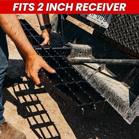 GEN-Y | GH-102622 | Extra-Wide Heavy-Duty Hitch Step with Serrated Boot Scraper – 600 lb Capacity